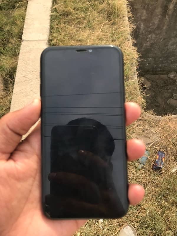 iPhone 11pro 256gb exchange possible 1