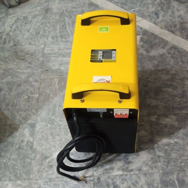 Imported Welding Machine Model no. TECHARC 400 3