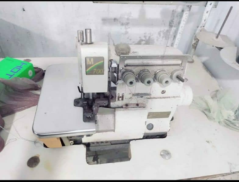 Overlock/Flatlock Machine 2