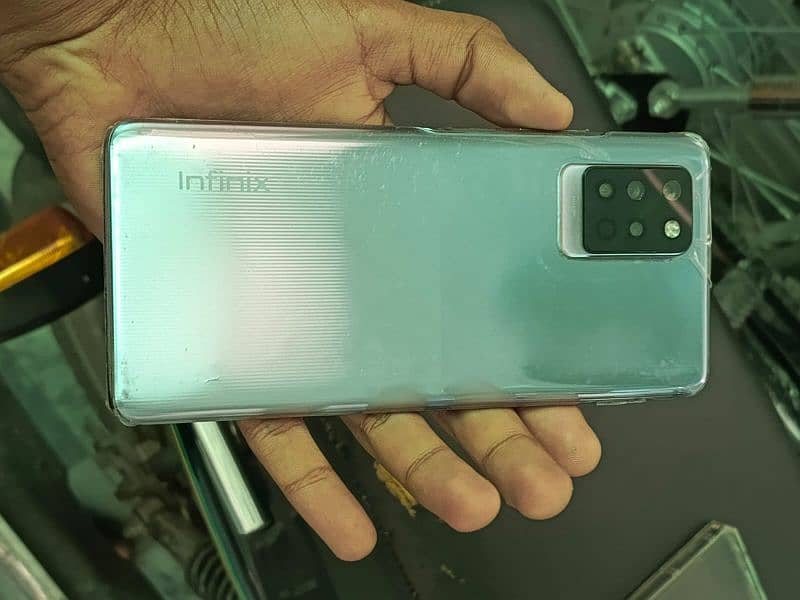 Infinix note 10 pro 8.256 with box 0