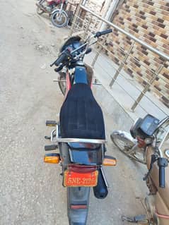 honda 100 pridor in new condition sukkur num