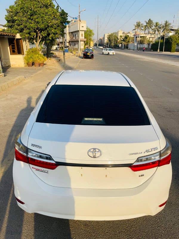 Toyota Corolla Altis 2017 8