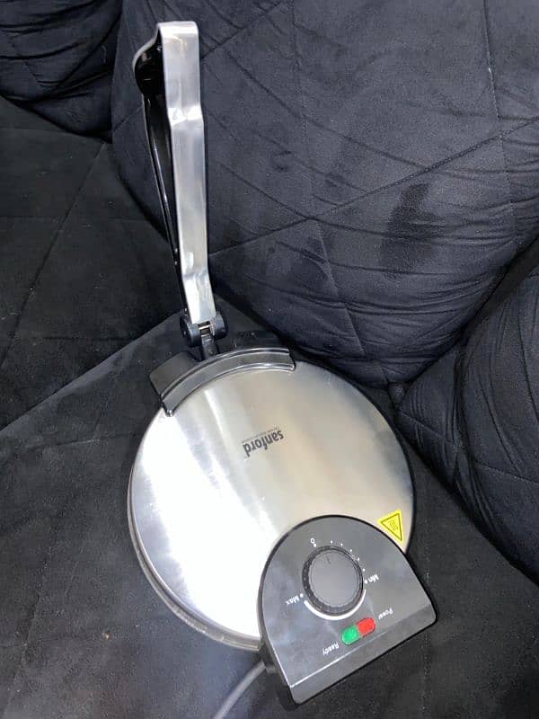 Sanford roti maker brand new 2