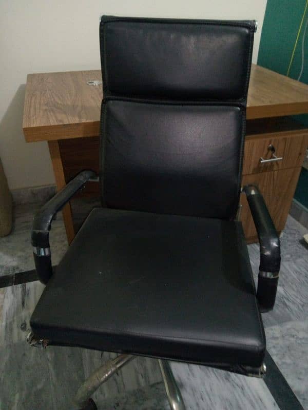 2 office table and 2 Chair set for sale 2