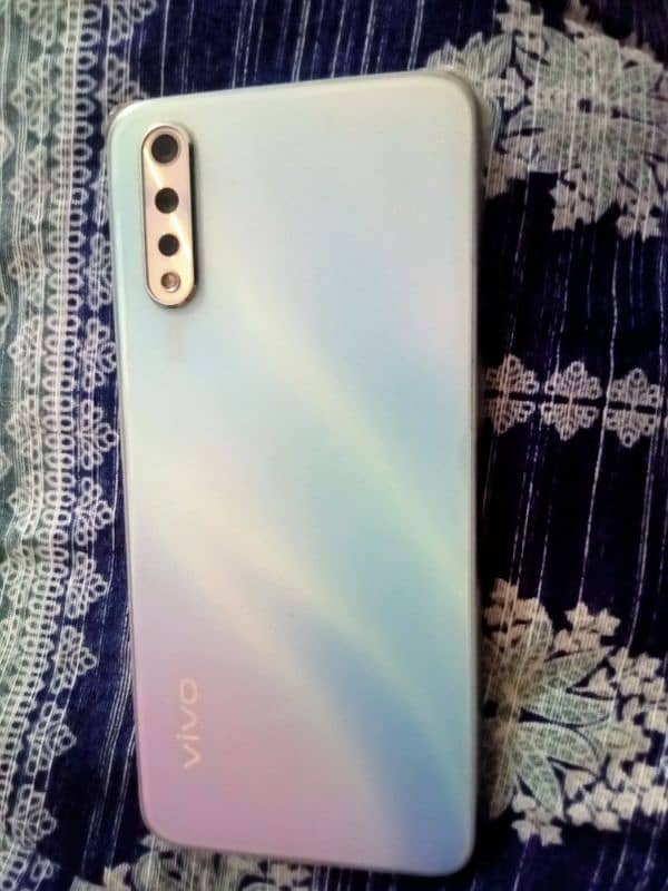 vivo S1 0