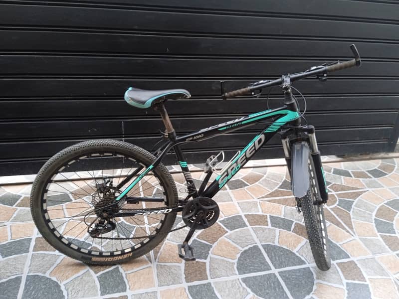 Mountain bike good condition working gears 0