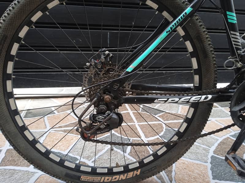 Mountain bike good condition working gears 3