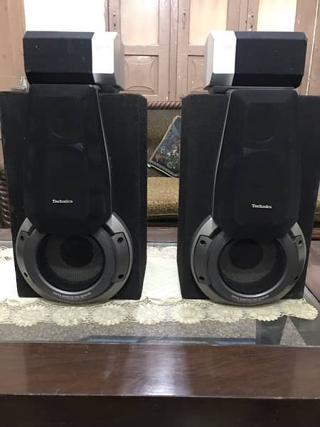 Technics  speaker  with Suround 1