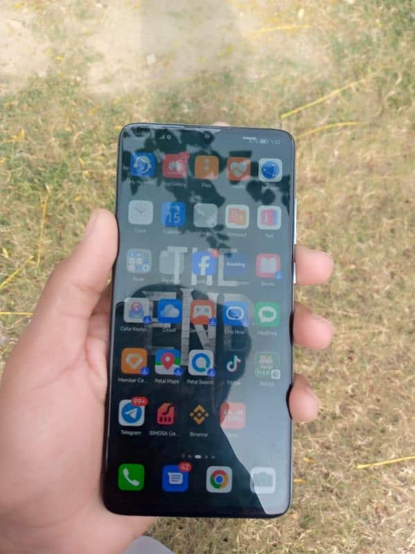 Huawei p30 pta approved Dual sim & back broken baki all okay 5