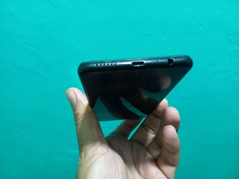 Oppo F7 very reasonable price 4