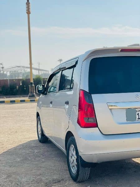 Suzuki Wagon R 2019 4