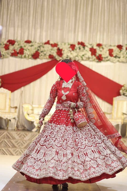 bridal lehenga serious buyer contact kare 4