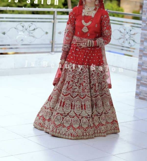 bridal lehenga serious buyer contact kare 5