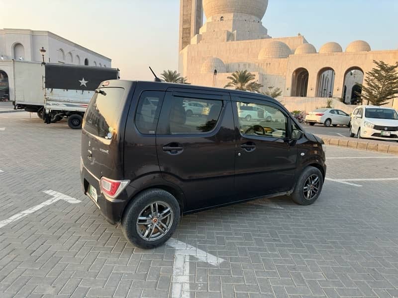 Suzuki Wagon R 2017 4