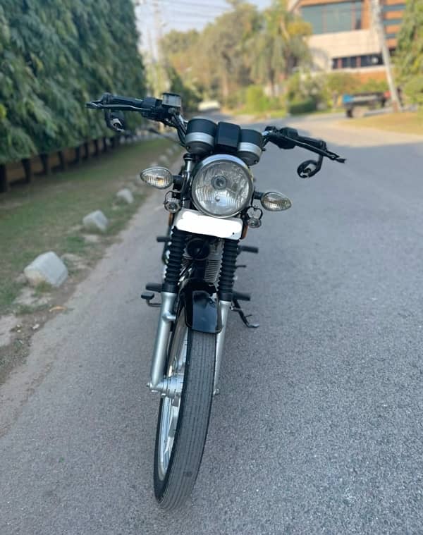 Suzuki GS 150 2022 Model 2