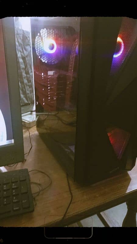 Ultimate gaming PC 0