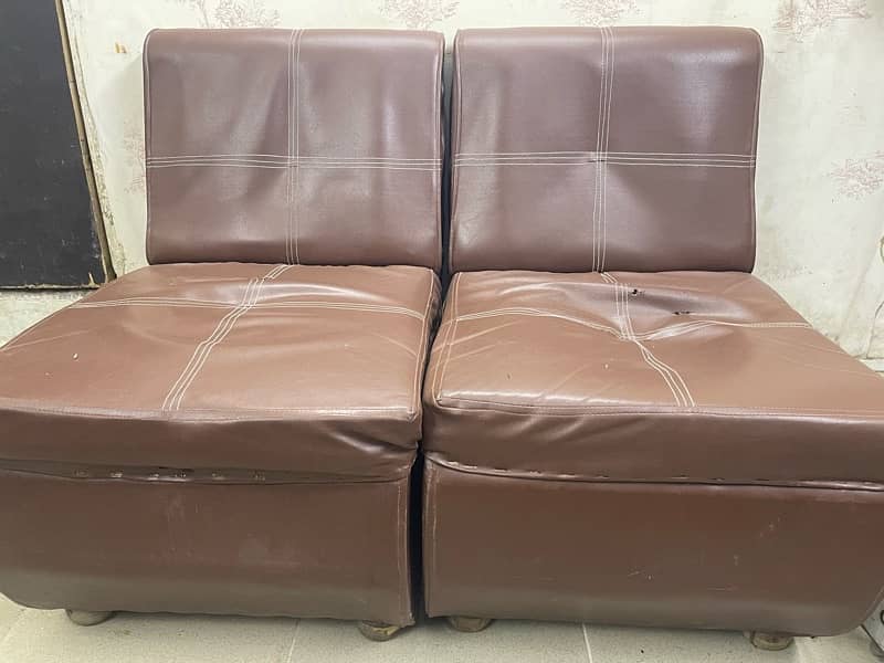 Single Seater / 2 Seater Sofa available (Urgent Sale) 0