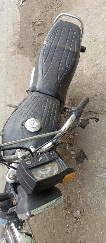 Honda CD 70 good condition 3