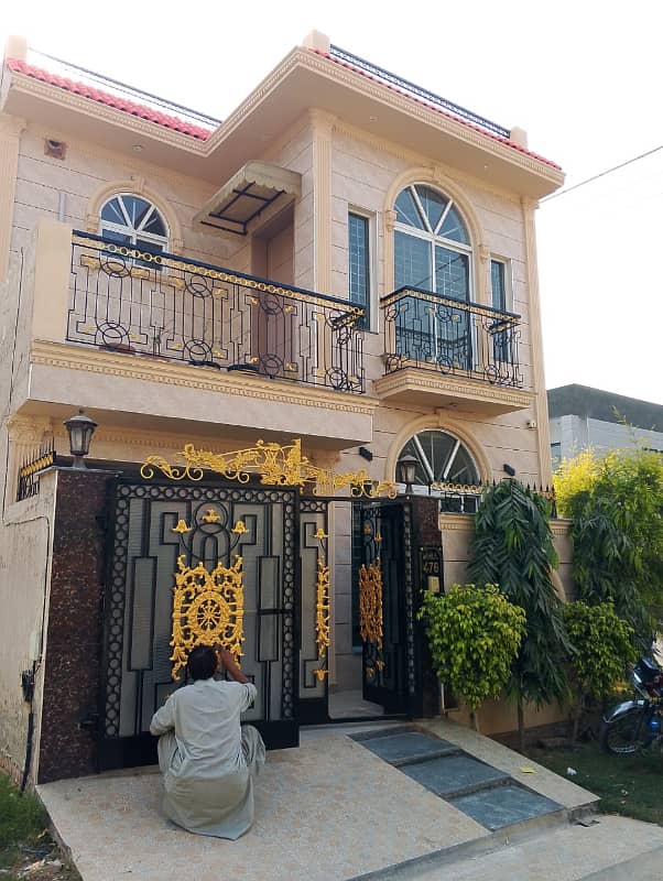 5 Marla House Corner House For Sale In Paragon City Lahore 1