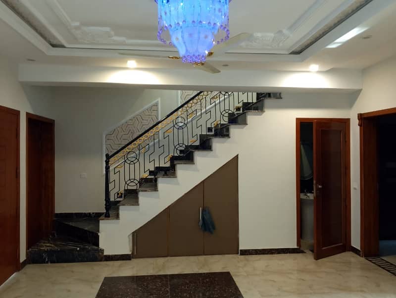 5 Marla House Corner House For Sale In Paragon City Lahore 10