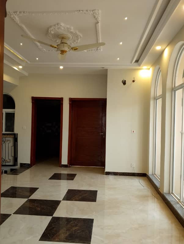 5 Marla House Corner House For Sale In Paragon City Lahore 12