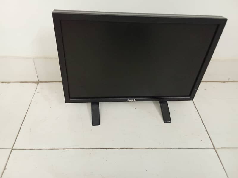 Hd monitor with VGA cable plus warranty 0