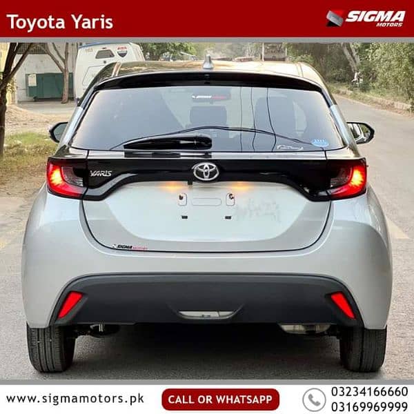 Toyota Yaris 2022 4