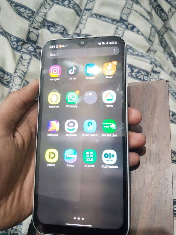 I am selling my samsung14s 4