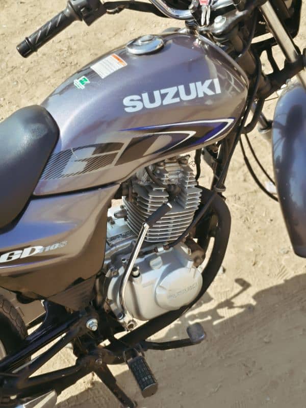 Suzuki 150 2023 4