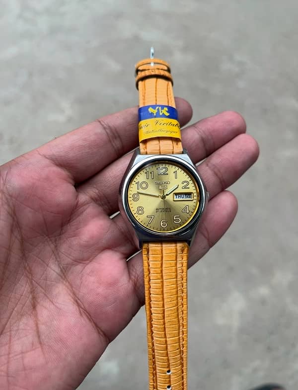 Seiko 5 Automatic 21-jewels Golden dial 0