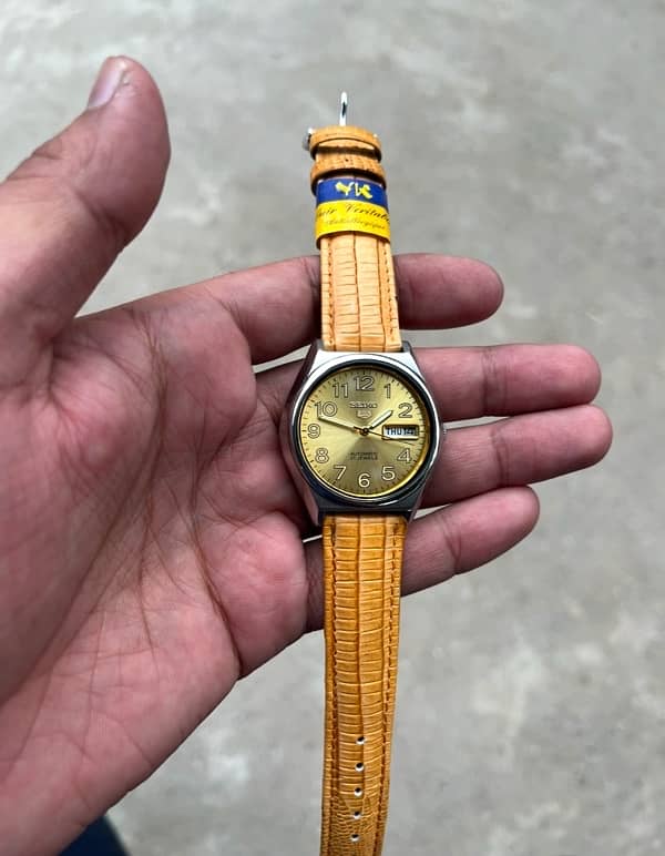 Seiko 5 Automatic 21-jewels Golden dial 1