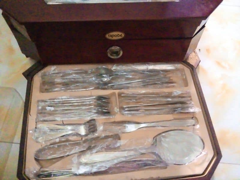 Spone Cutlery Set 128 Pc 5