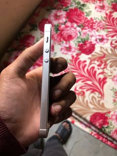 IPhone SE first gen Non pta