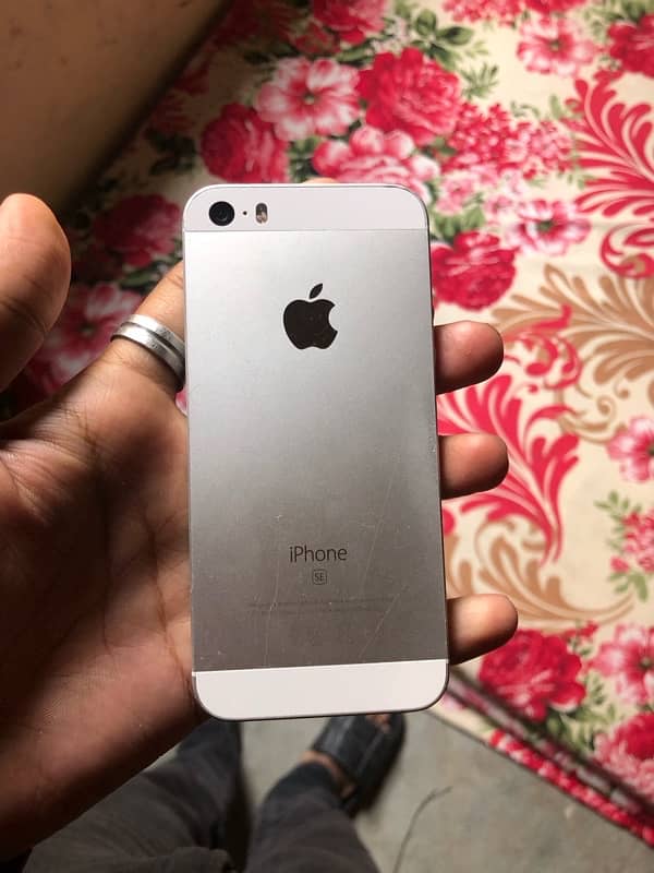 IPhone SE first gen Non pta 1