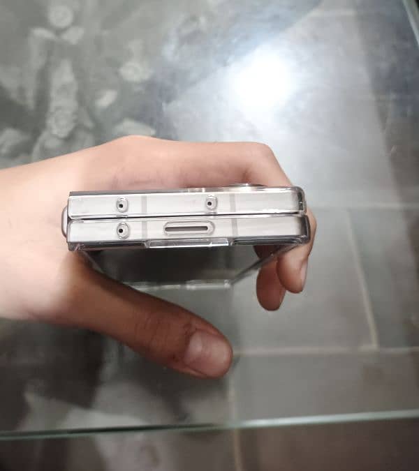 Samsung Galaxy Z fold6 non-pta 3