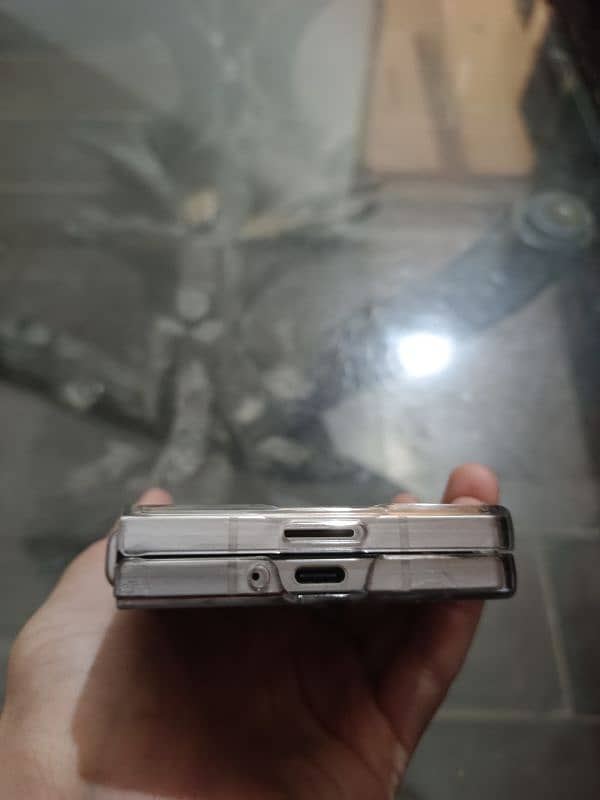 Samsung Galaxy Z fold6 non-pta 4