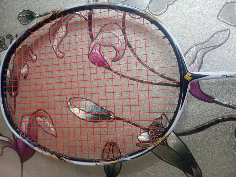 hundred flutter s zoom badminton racket 2