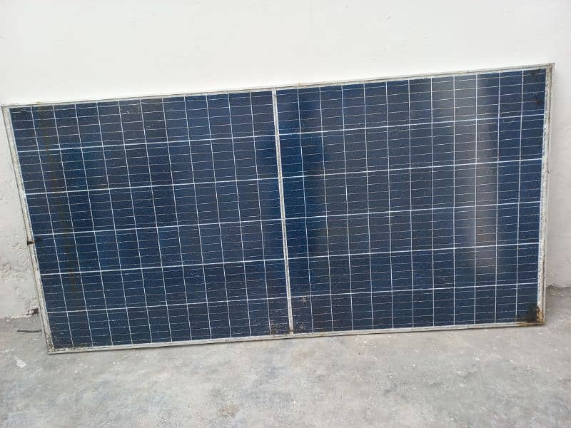 1 solar 400W  panels for sale available hen. 1