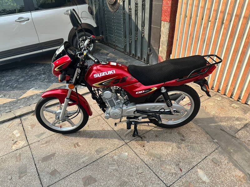 suzuki 110s brand new condition 3