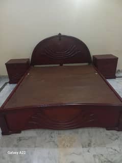 Double bed with dressing coubard