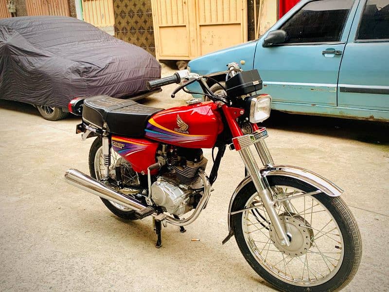 Honda CG125 bike 0