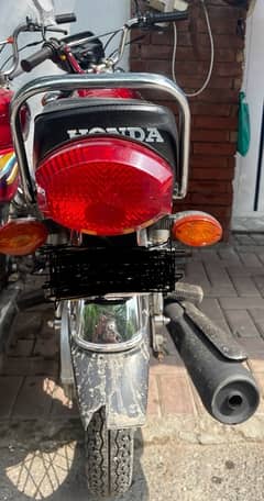 Honda 125 2017 for sale one handed use bike