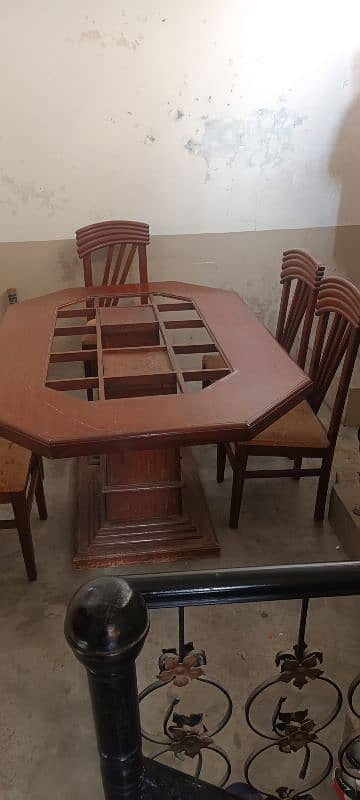 second hand dining table for sale wonderful condition 3