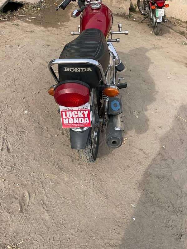 Honda 125 sepical edtion self start 2