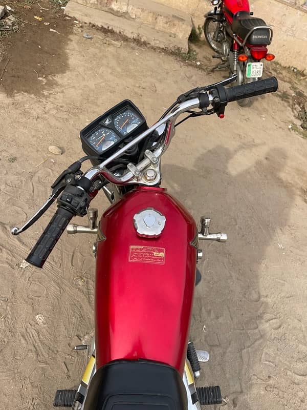 Honda 125 sepical edtion self start 9