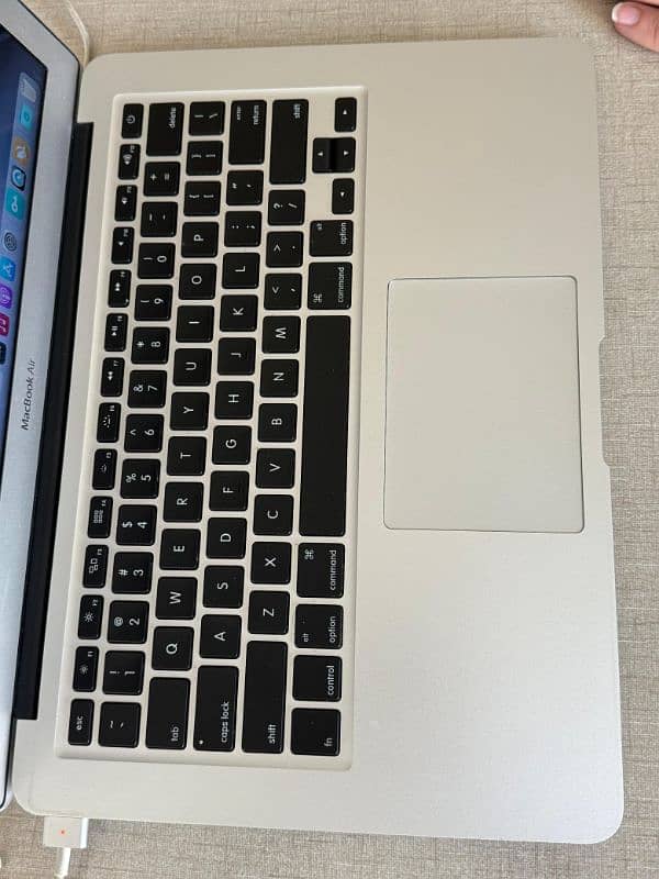 MacBook Air 13inches Early 2014 2