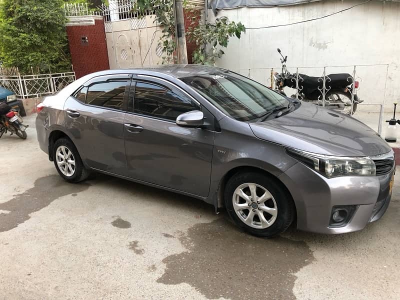 Toyota Corolla GLI 2015/16 VVTI Automatic 4