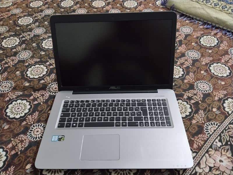 Asus Laptop 1