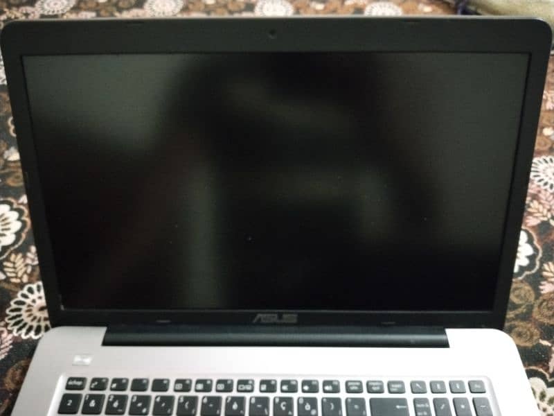 Asus Laptop 3