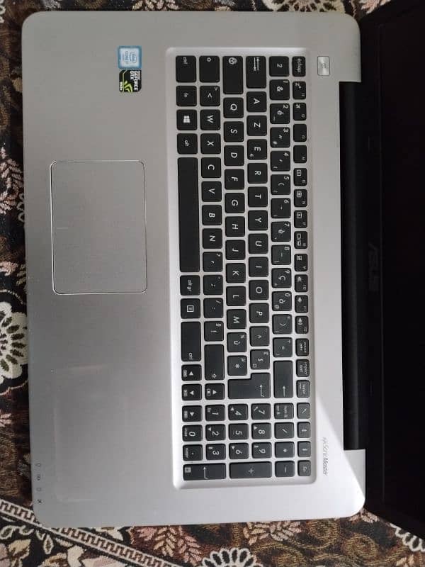 Asus Laptop 4